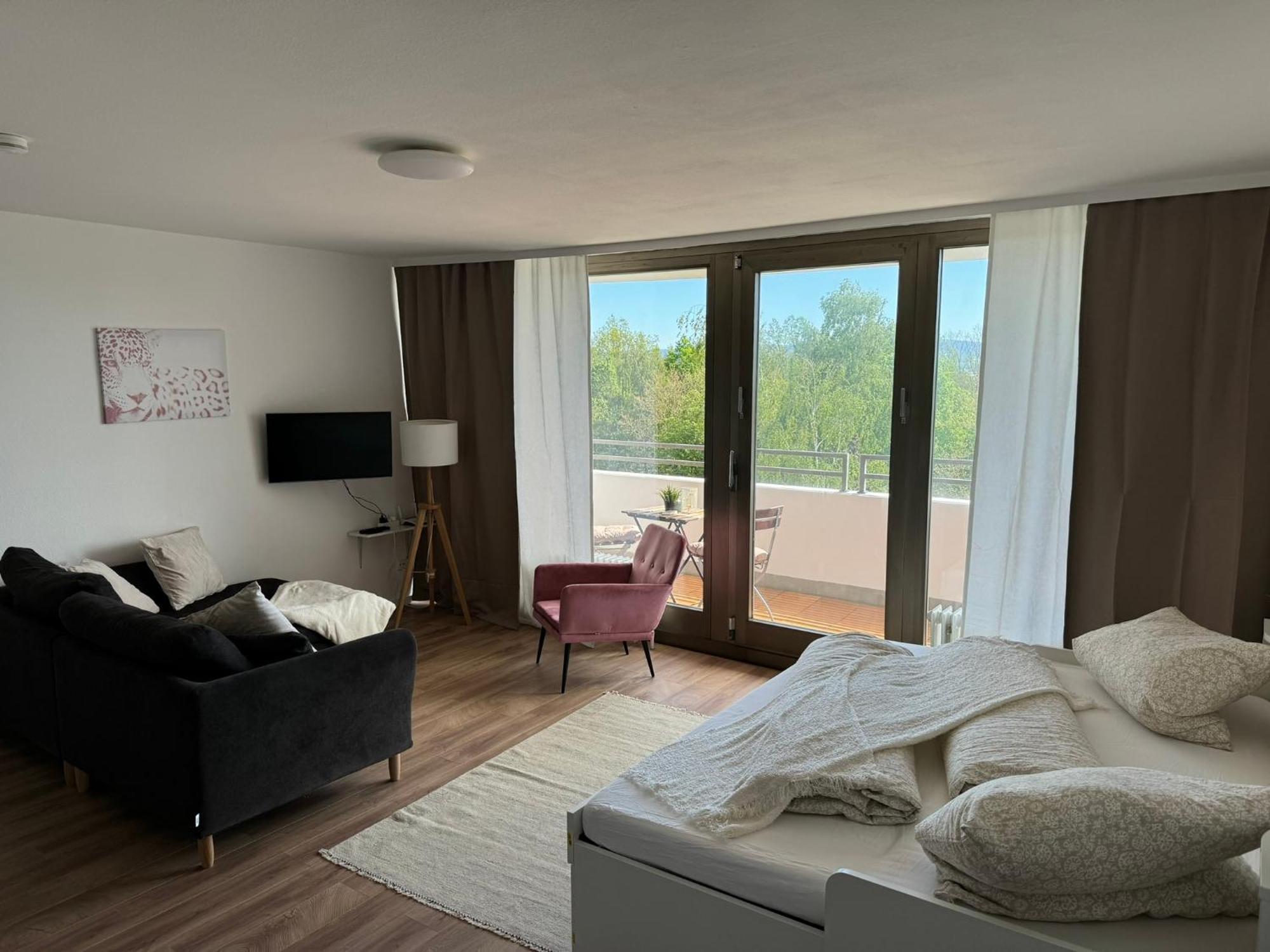 1 Zimmer Wohnung Mit Balkon Und Kueche Bayreuth Luaran gambar